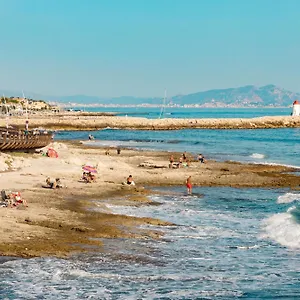 Bord De : Avec Salon D'ete A Sausset-les-Pins